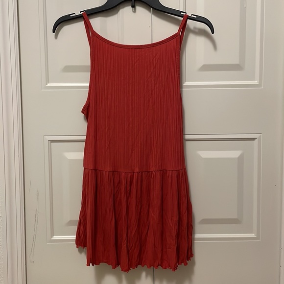 Rust Color Tank - Picture 5 of 5